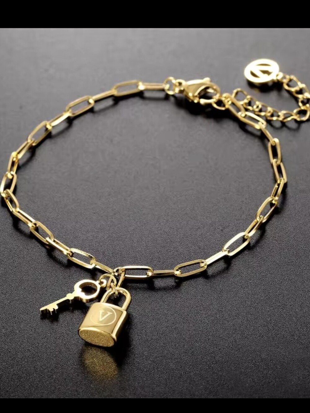 18k Gold Plated Luxury Letter V Lock & Key Bracelet